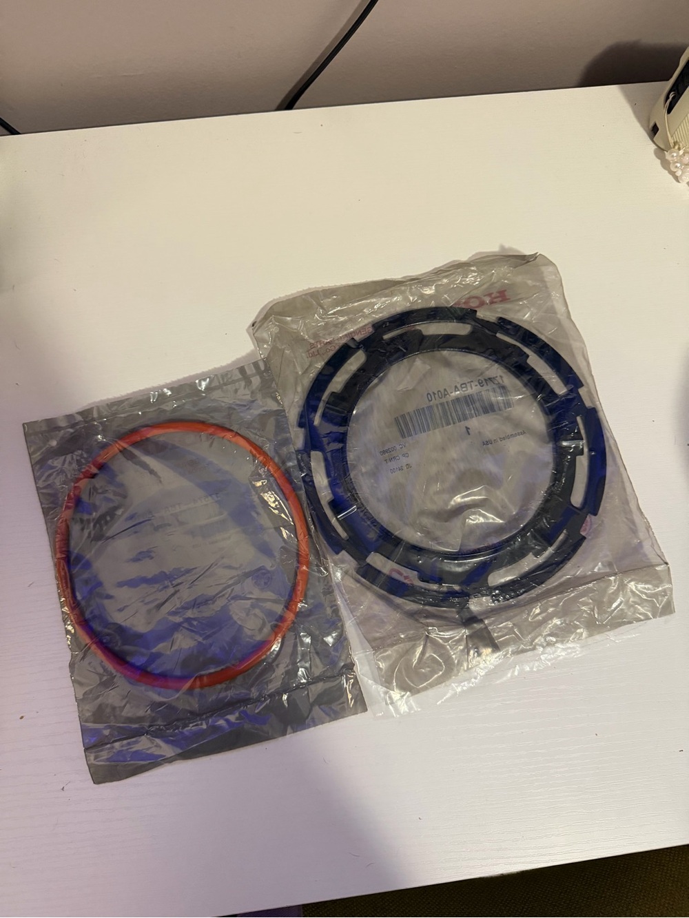Honda Civic Fuel Lock Ring & Gasket